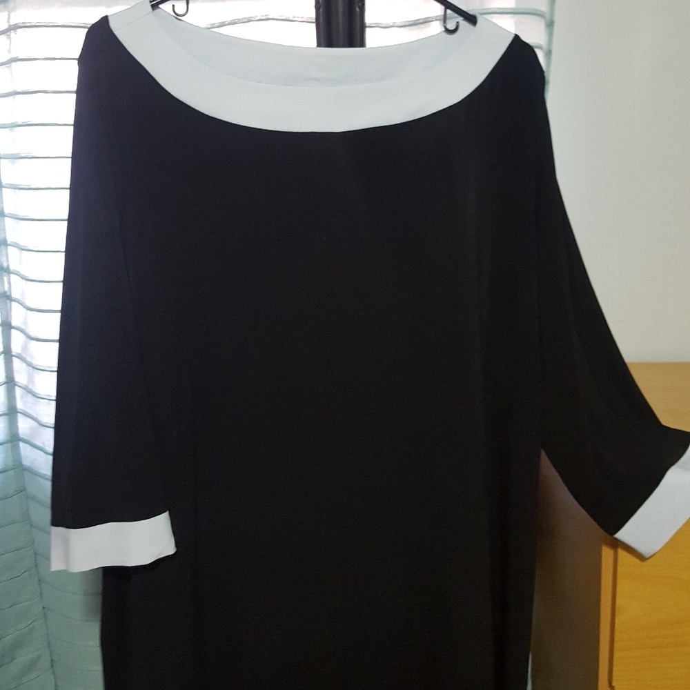 Back and white plus size shirt